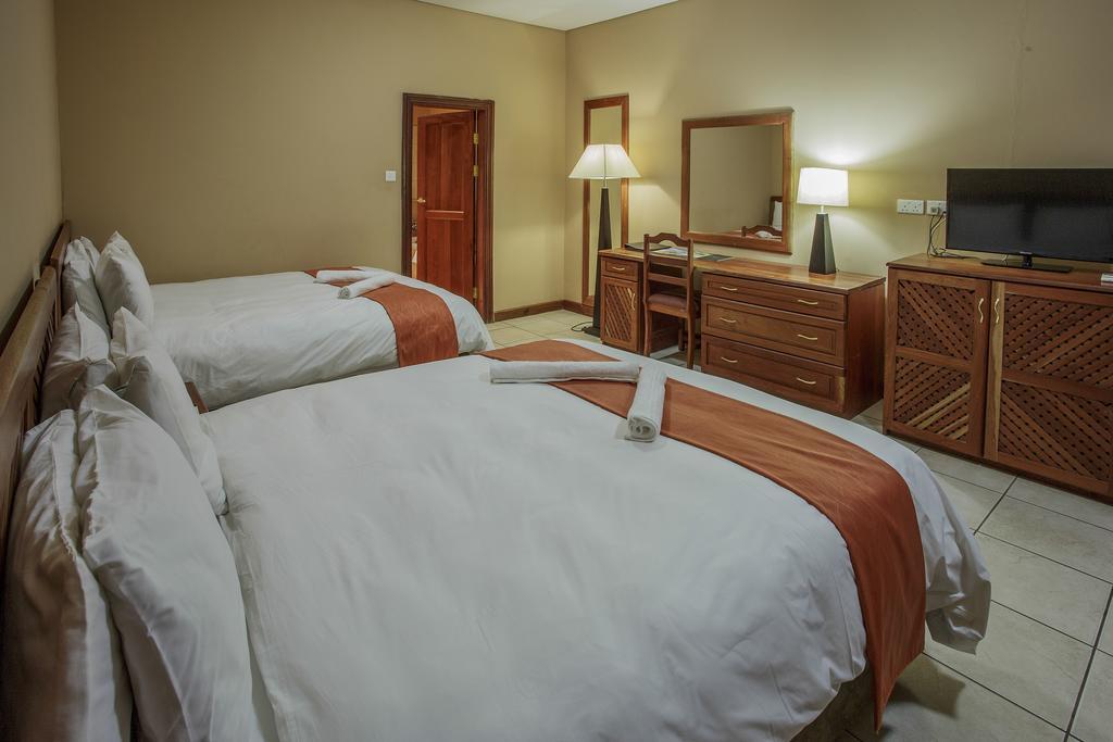 M'Kango Golfview Hotel Lusaka Zimmer foto